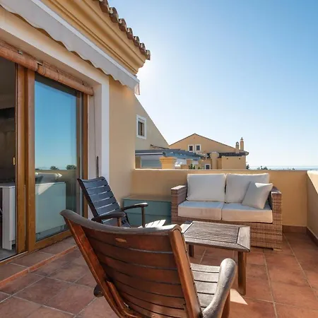 Dream In Nagueles, A With Sea Views And Luxury Amenities Marbella