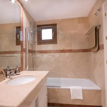 Dream In Nagueles, A With Sea Views And Luxury Amenities