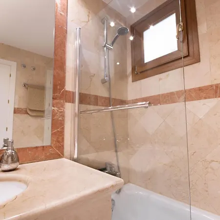 Dream In Nagueles, A With Sea Views And Luxury Amenities Apartment Marbella